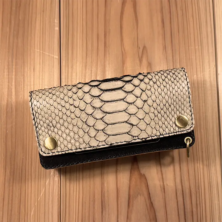 ダイヤモンドパイソン&ヌメ革 – ロングトラッカーウォレット – TWL01-DPBB-01