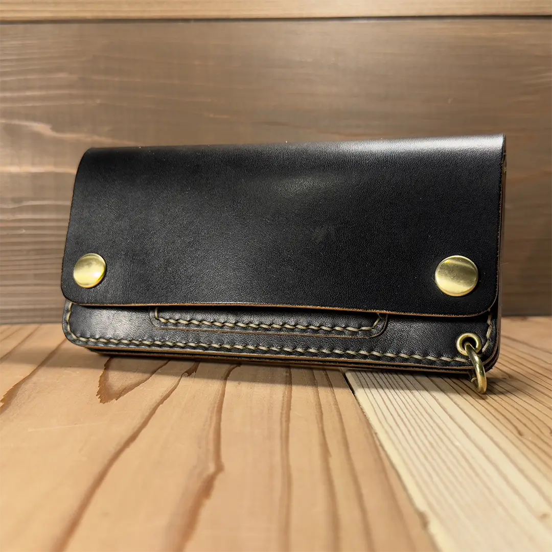 昭南本ヌメ革 ロングトラッカーウォレット 丘染めブラック茶芯|TWL01-SHN-B02