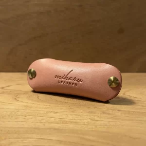 マヤレザー|旧プエブロ使用の手のひらサイズの可愛いピンクのキーケース